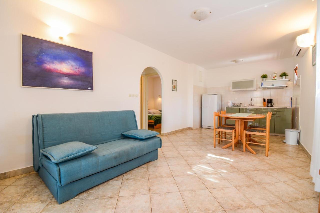 Apartments Andi بيتريتْشاني المظهر الخارجي الصورة