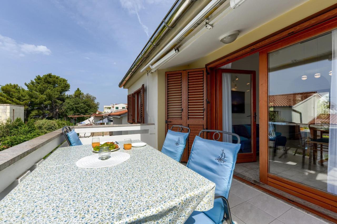 Apartments Andi بيتريتْشاني المظهر الخارجي الصورة